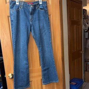 Trendy Levi’s Nouveau Straight Boot Cut Blue Jeans🔥